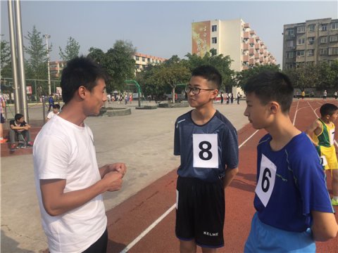 The Students in Tanghu Elementary School Never Give Up